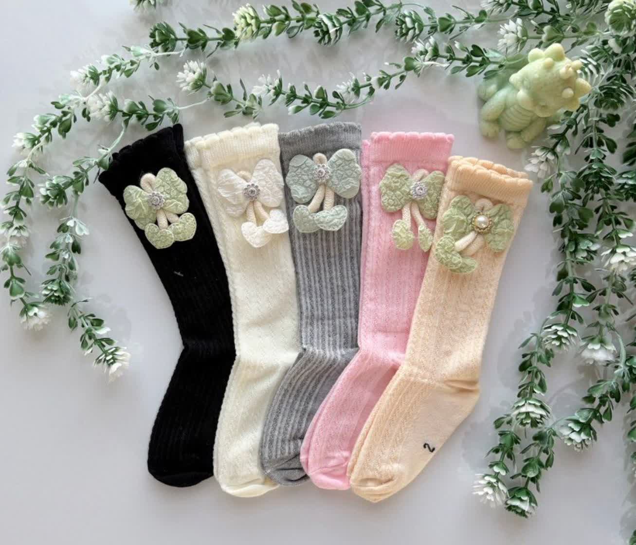 جوراب سه ربع دخترانه